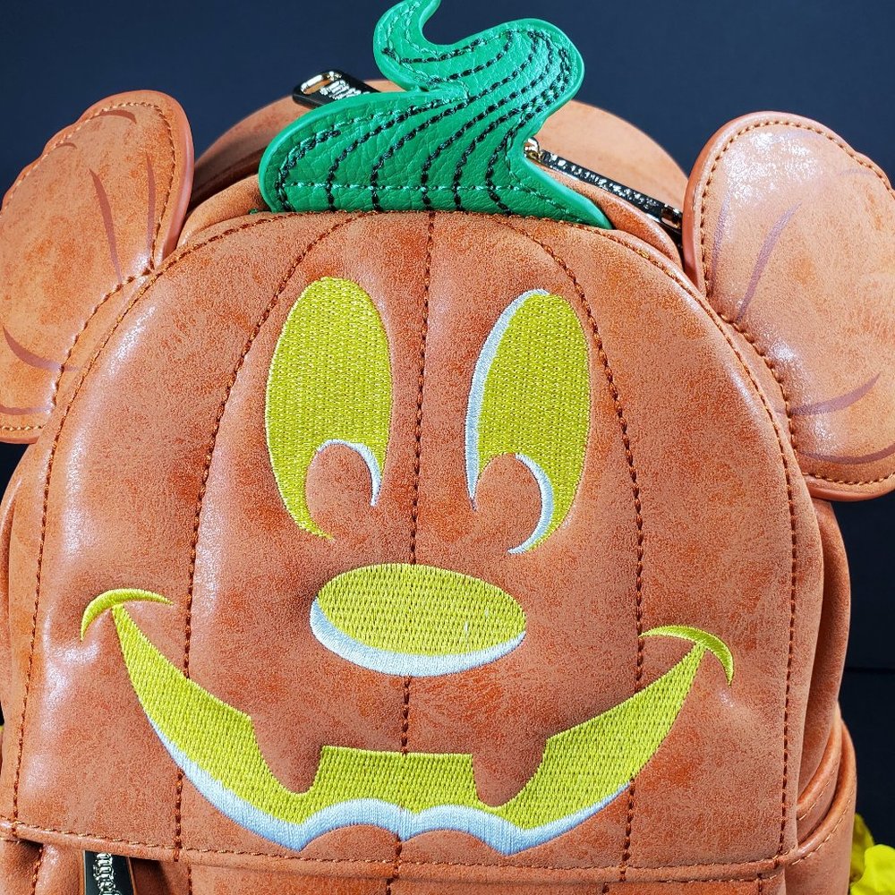 Disney Loungefly Orange Pumpkin Backpack - Picture 2 of 8